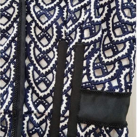 Self-Portrait Sweetheart Crotchet Midi-4 - Picture 4 of 9